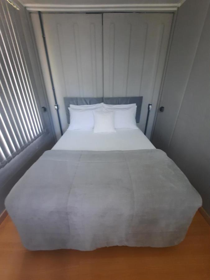 Container Guesthouse - 2 Урубиси Экстерьер фото